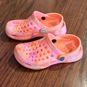 Joybees Kids Pink Clogs